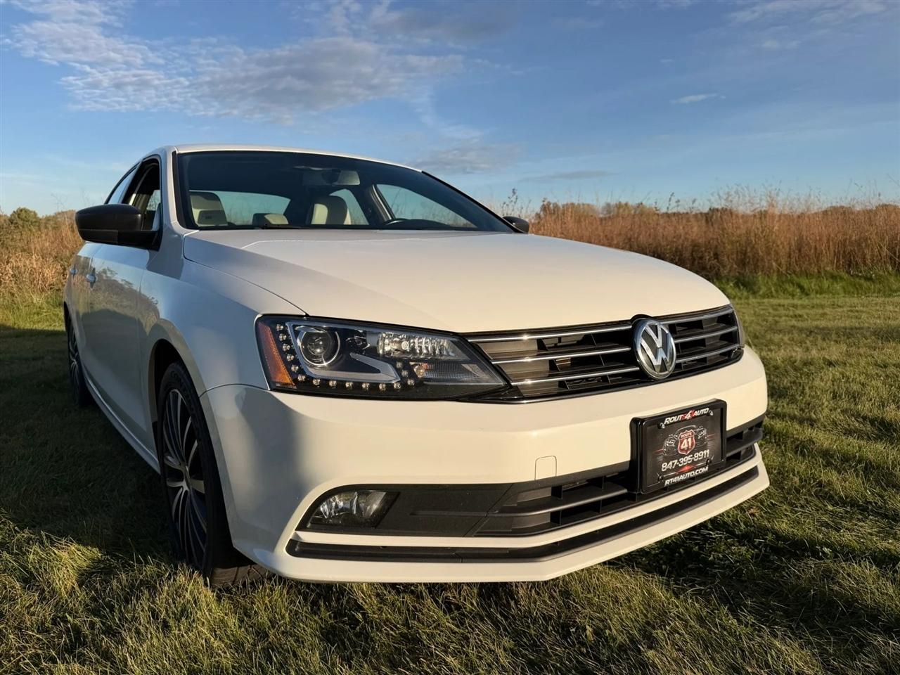 Volkswagen Jetta  2015