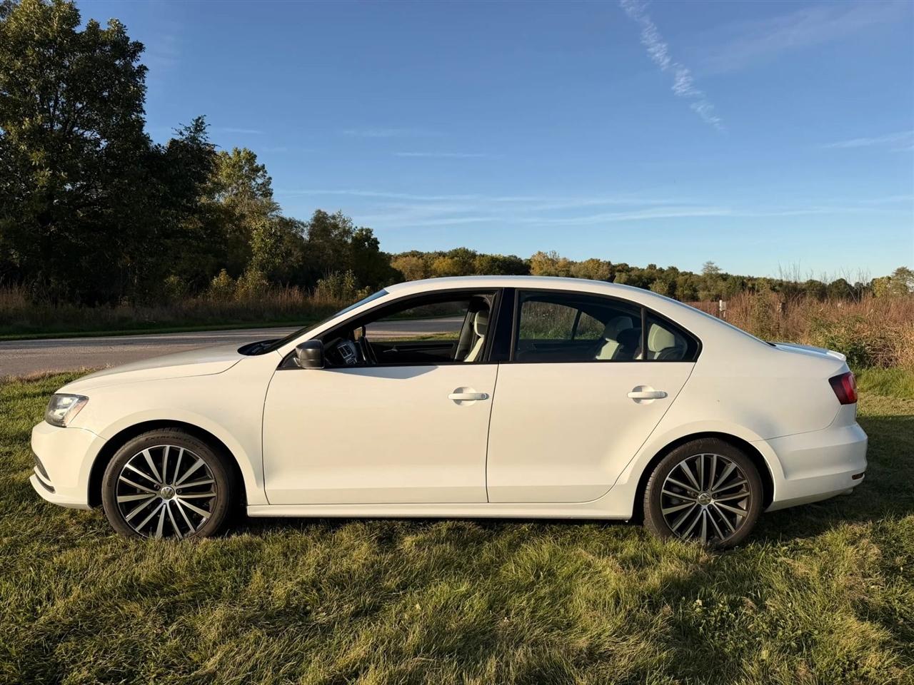 Volkswagen Jetta  2015