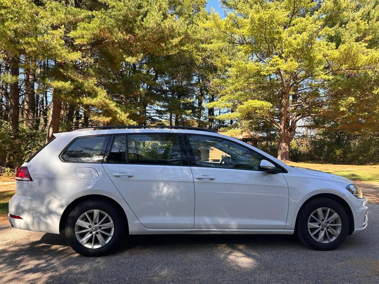 Volkswagen Golf SportWagen  2019