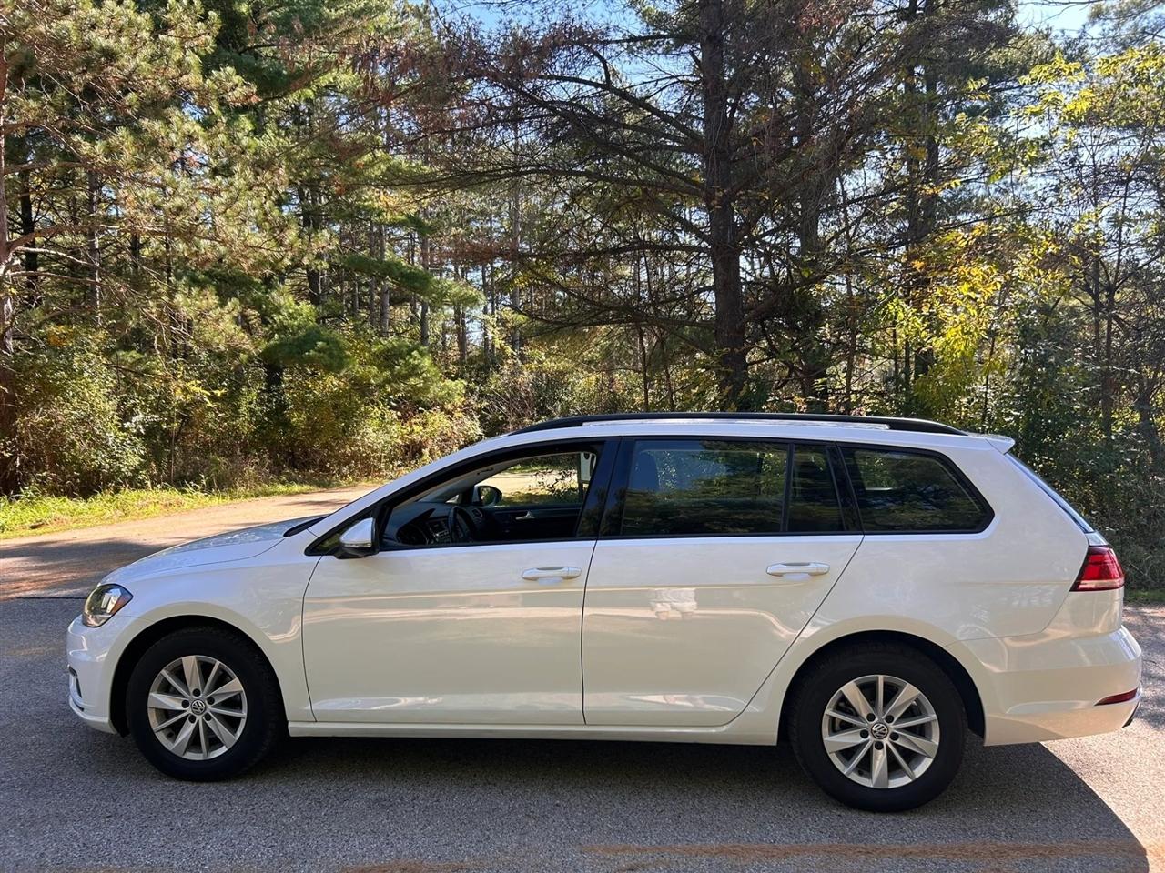 Volkswagen Golf SportWagen  2019
