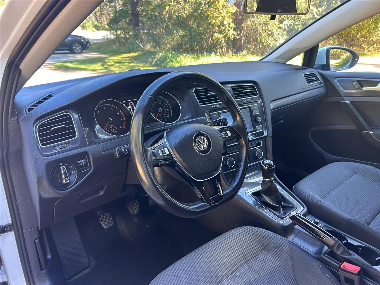 Volkswagen Golf SportWagen  2019