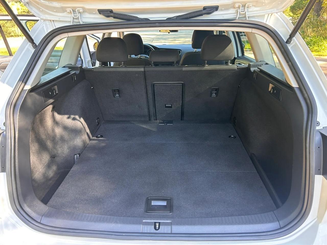Volkswagen Golf SportWagen  2019