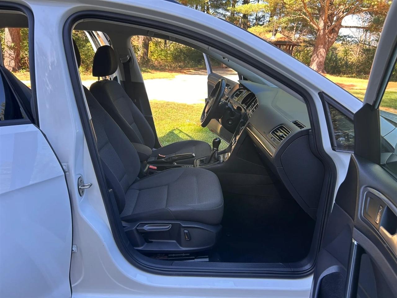 Volkswagen Golf SportWagen  2019