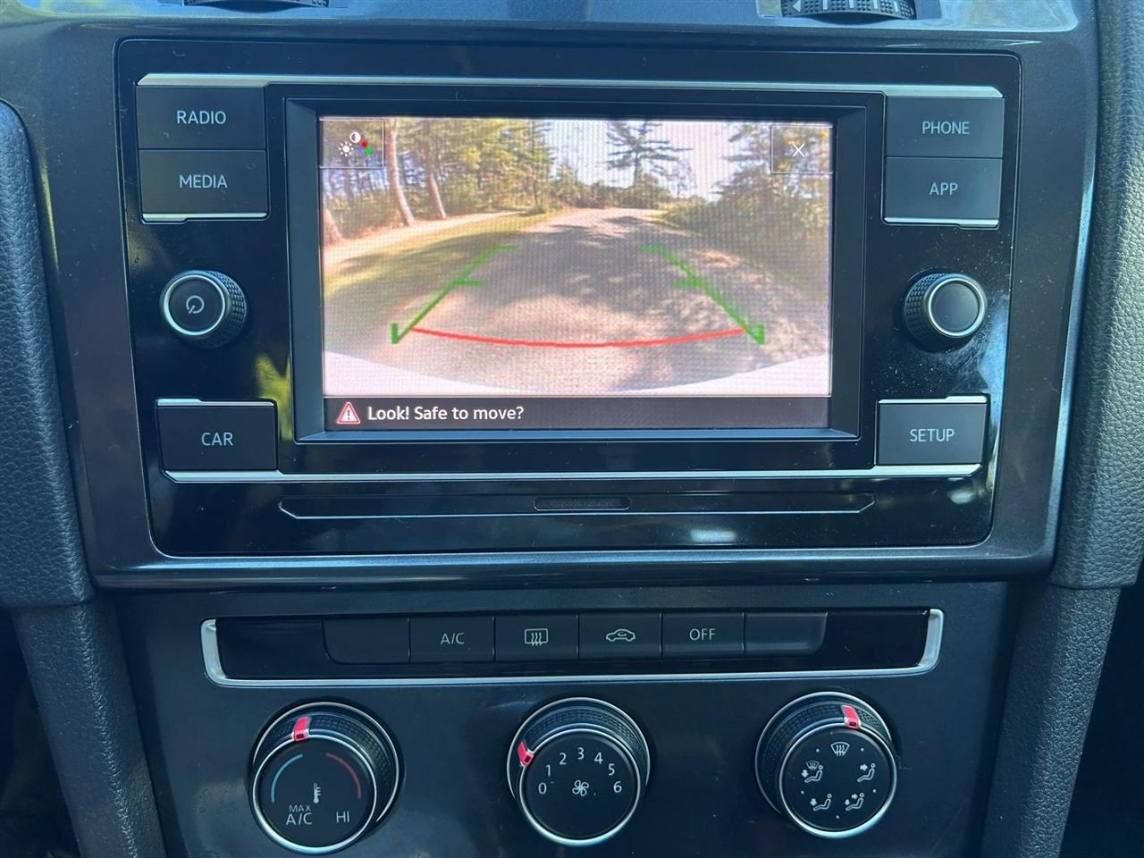 Volkswagen Golf SportWagen  2019