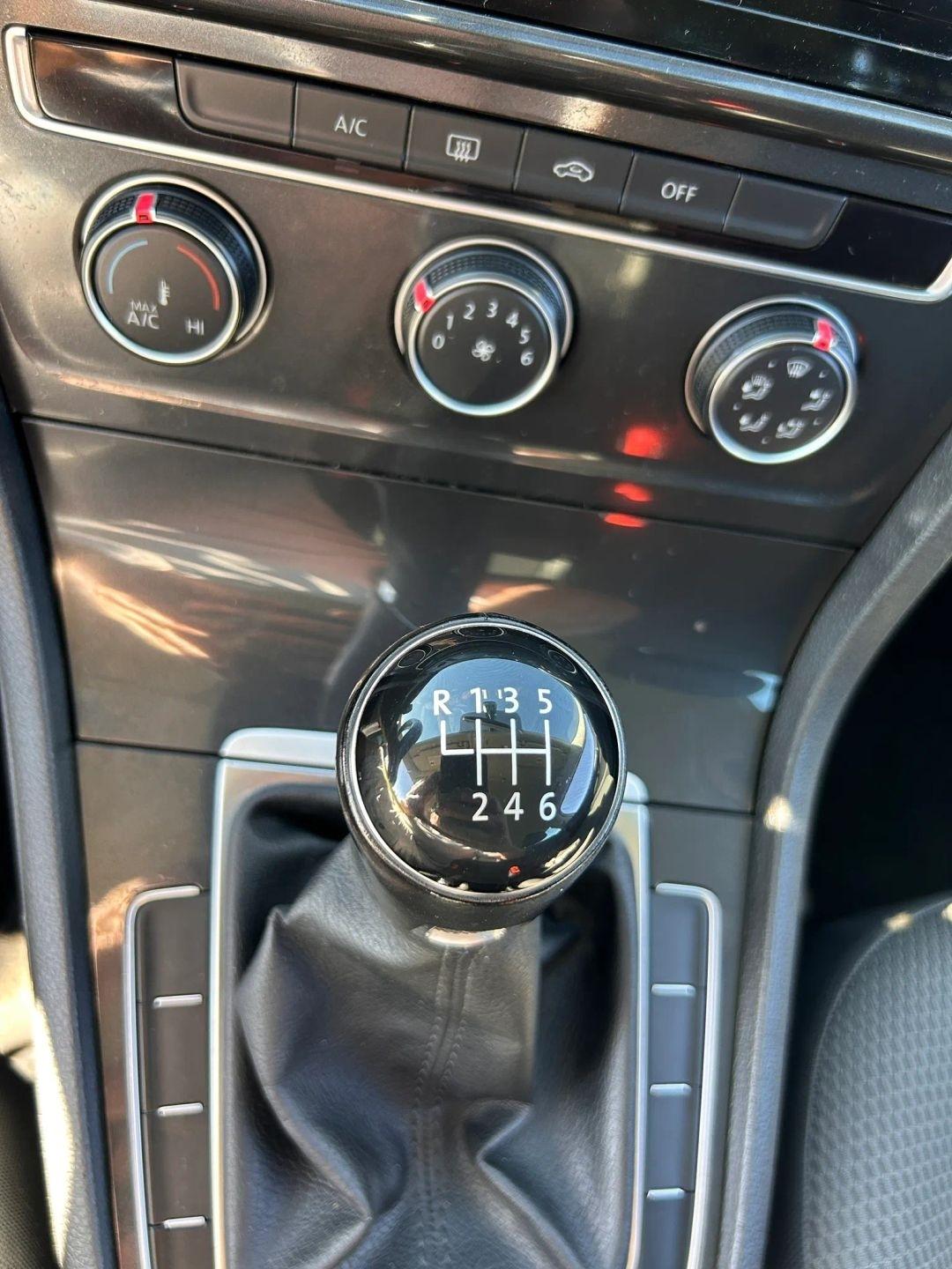 Volkswagen Golf SportWagen  2019