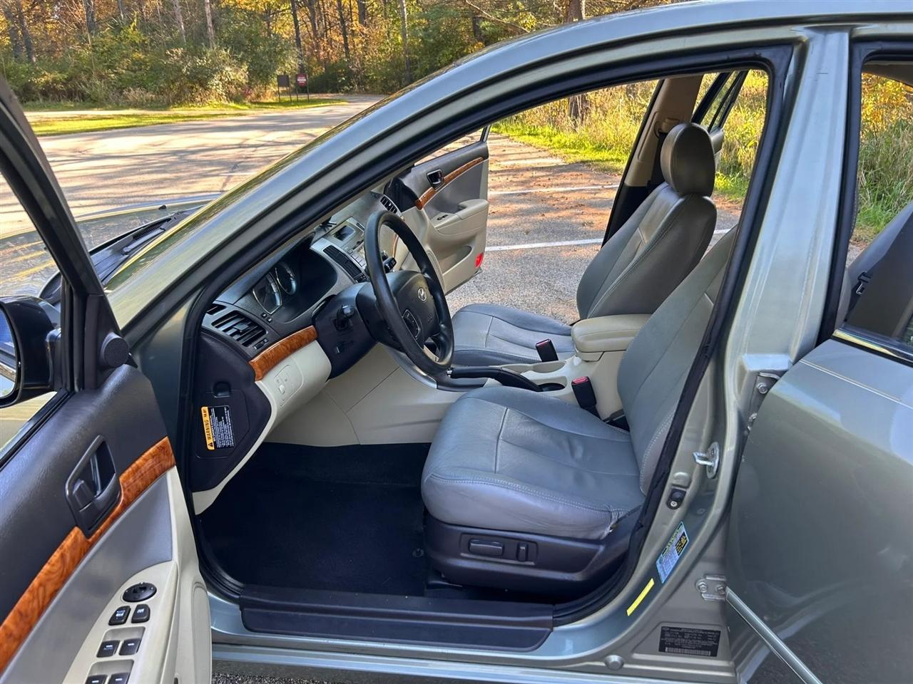 Hyundai Sonata  2009