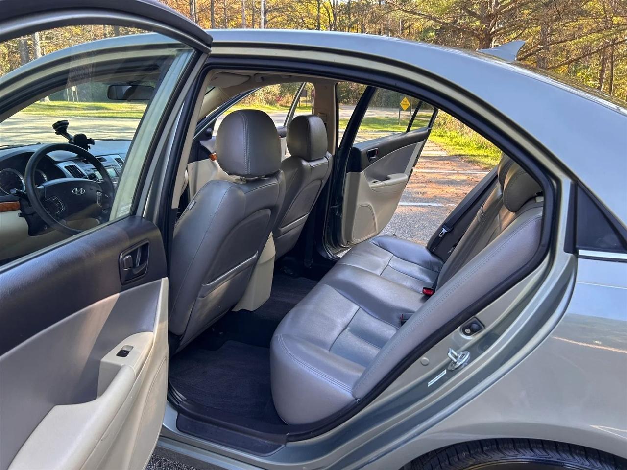 Hyundai Sonata  2009