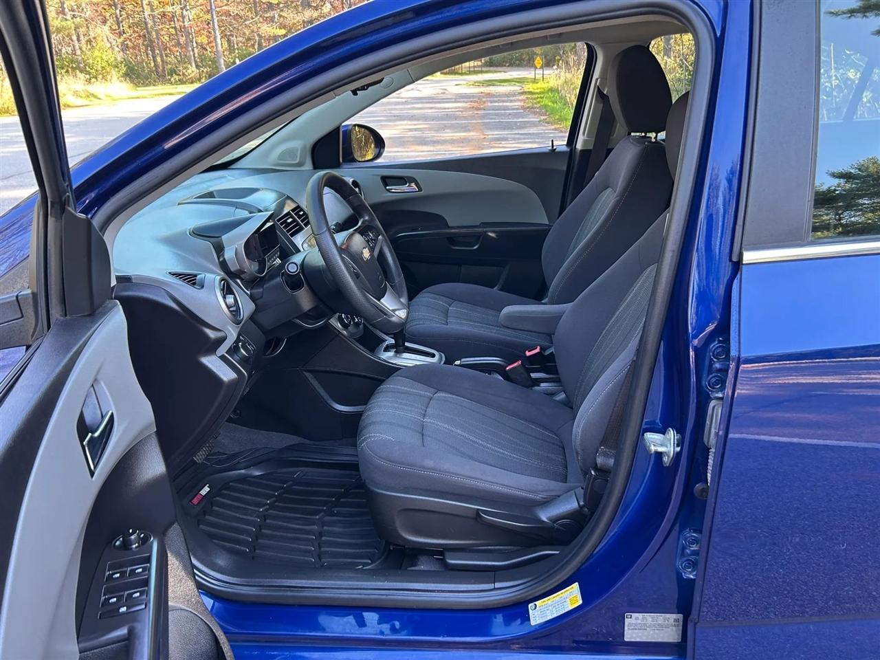 Chevrolet Sonic  2013