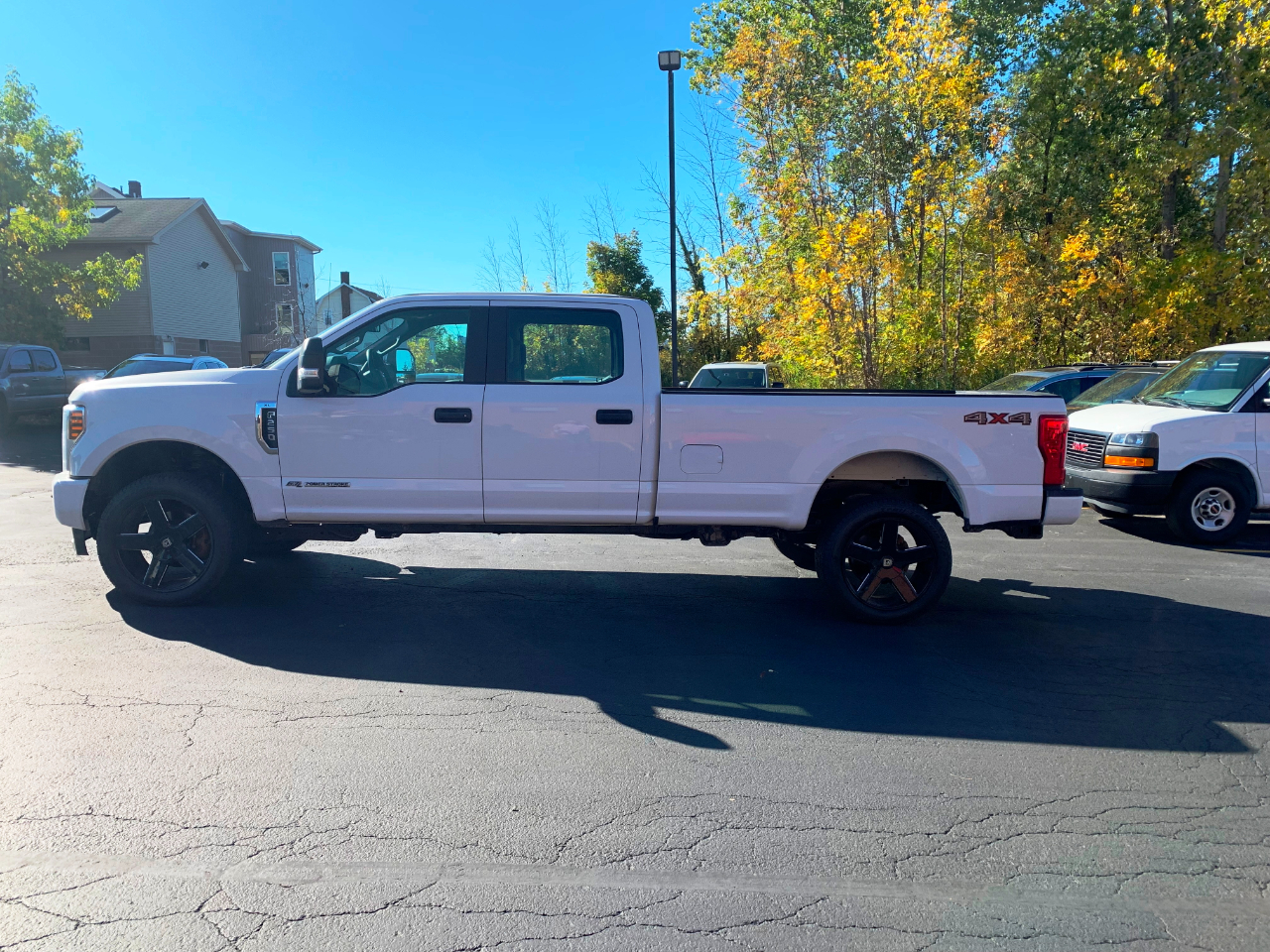 Ford F-250 SD XL Crew Cab Long Bed 4WD 2019 Ford F-250 SD XL Crew Cab Long Bed 4WD 2019