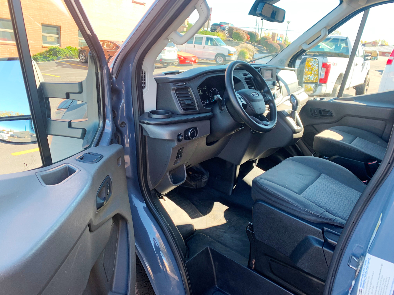 Ford Transit 250 Van High Roof w/Sliding Pass. 148-in. WB EL 2021 Ford Transit 250 Van High Roof w/Sliding Pass. 148-in. WB EL 2021