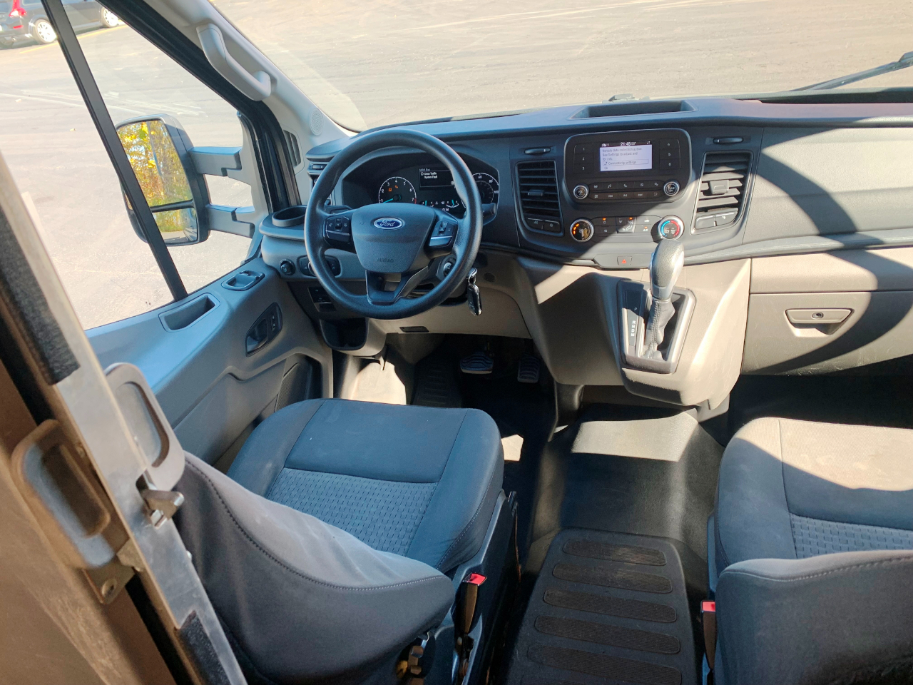 Ford Transit 250 Van High Roof w/Sliding Pass. 148-in. WB EL 2021 Ford Transit 250 Van High Roof w/Sliding Pass. 148-in. WB EL 2021