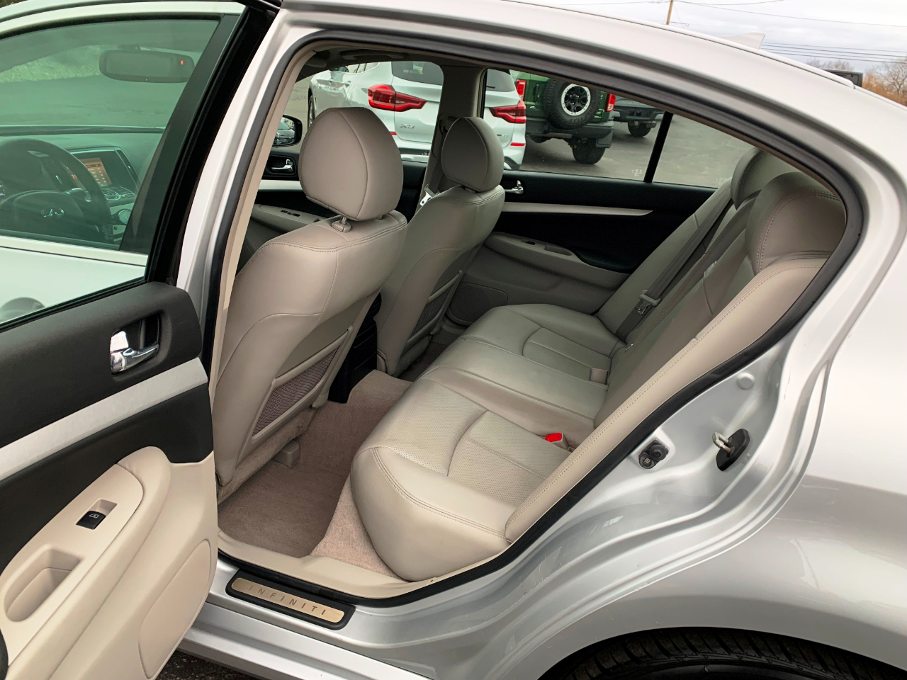 Infiniti G Sedan G37x AWD 2009