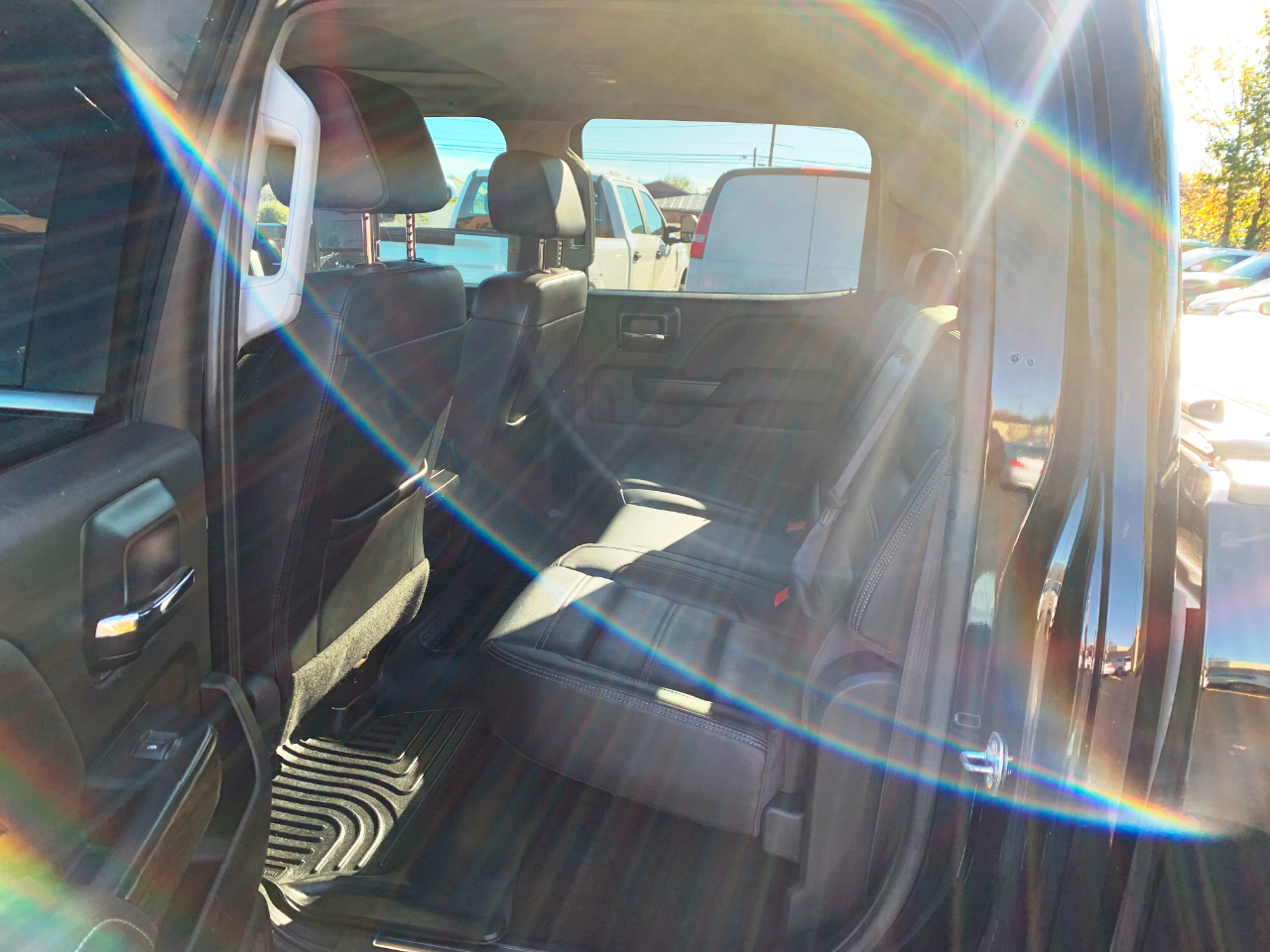 GMC Sierra 2500HD Denali Crew Cab 4WD 2017