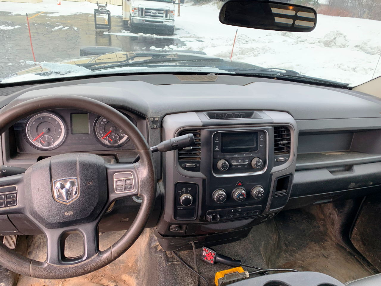 RAM 3500 Tradesman Regular Cab 4WD DRW 2018
