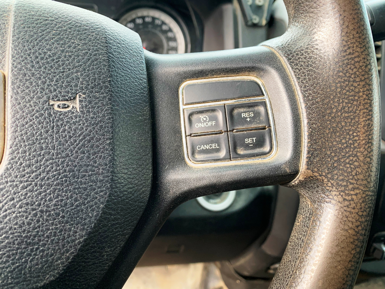 RAM 3500 Tradesman Regular Cab 4WD DRW 2018