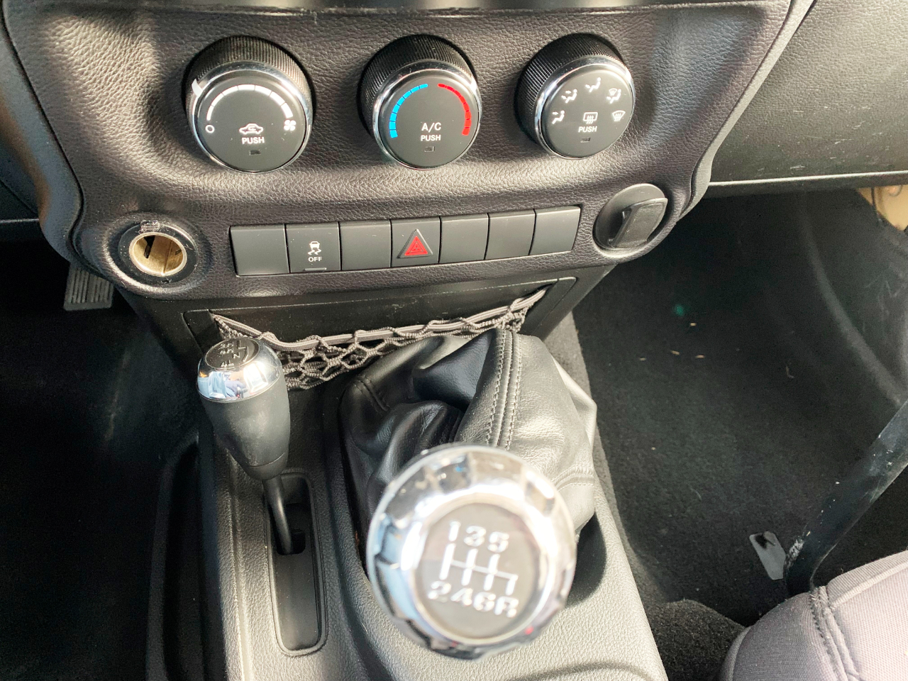 Jeep Wrangler Sport 4WD 2013