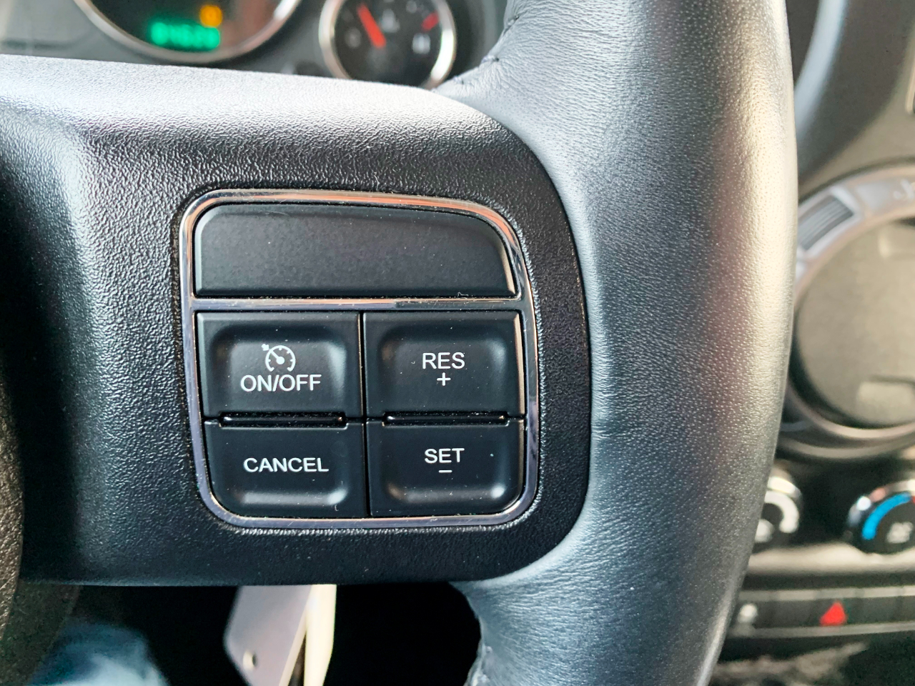 Jeep Wrangler Sport 4WD 2013