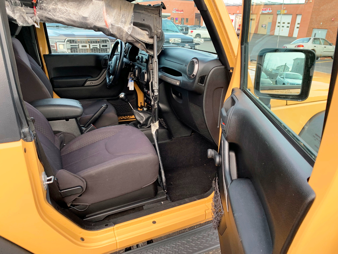 Jeep Wrangler Sport 4WD 2013