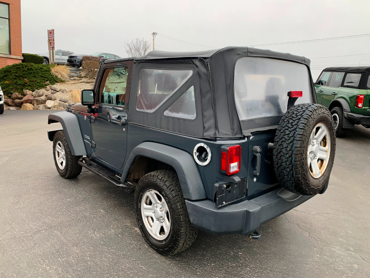 Jeep Wrangler Sport 4WD 2017