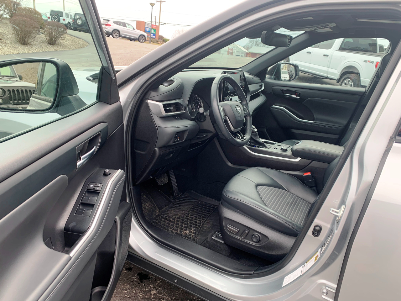 Toyota Highlander XSE AWD V6 2022