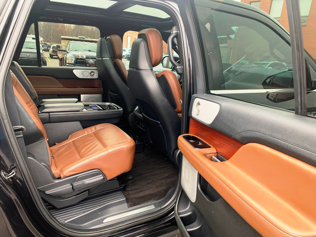 Lincoln Navigator L Reserve 4WD 2022