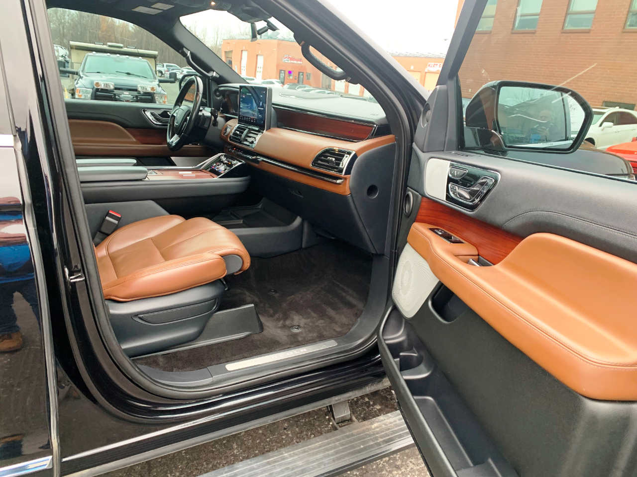 Lincoln Navigator L Reserve 4WD 2022