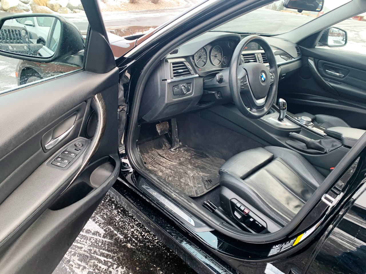 BMW 3-Series 320i xDrive 2015