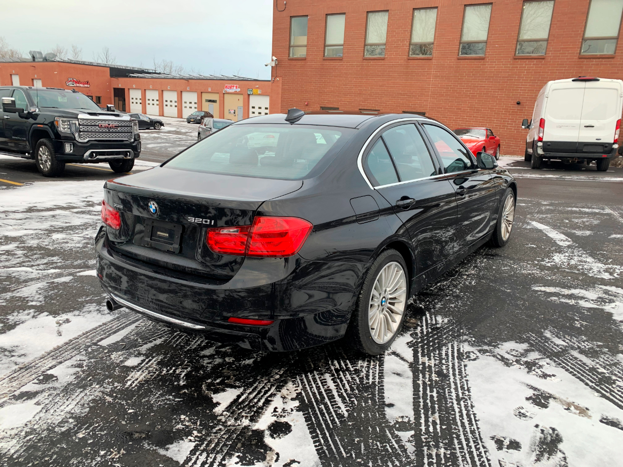 BMW 3-Series 320i xDrive 2015