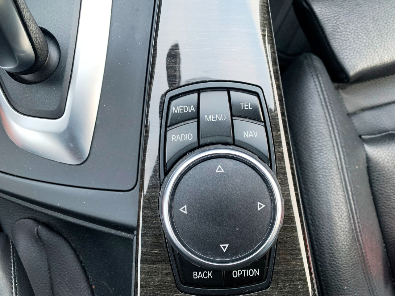 BMW 3-Series 320i xDrive 2015