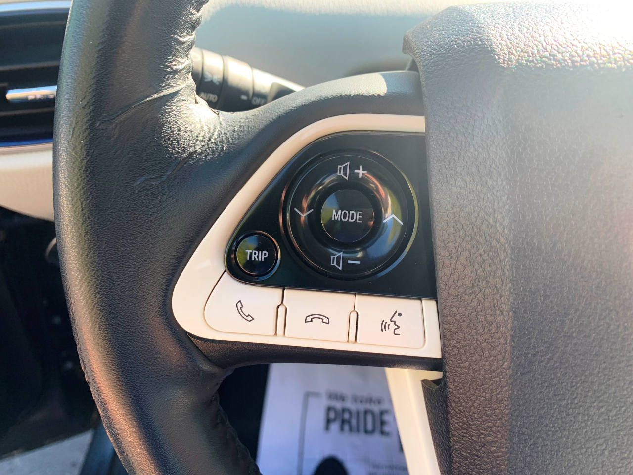 Toyota Prius Three Touring (Natl) 2018