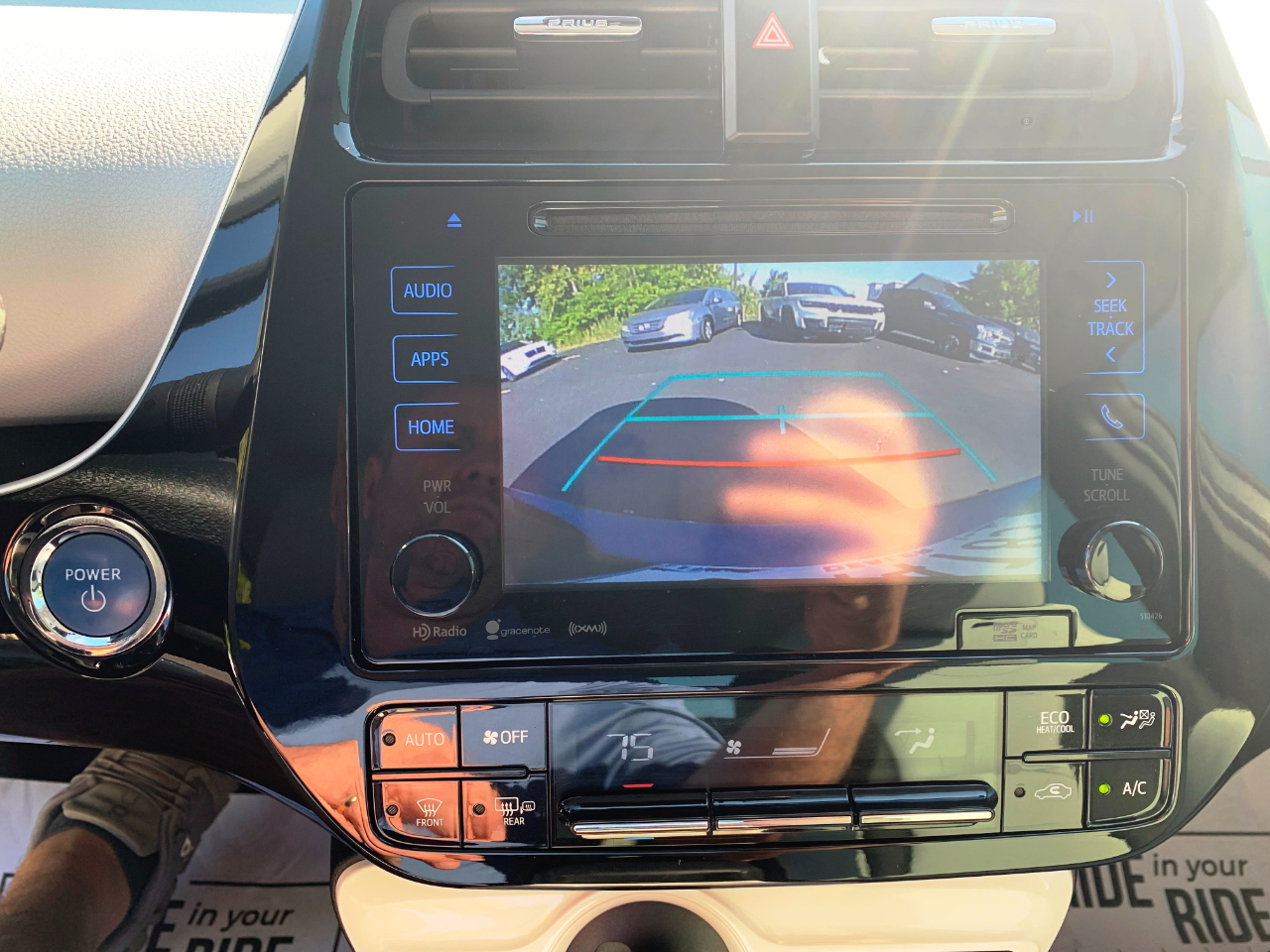 Toyota Prius Three Touring (Natl) 2018