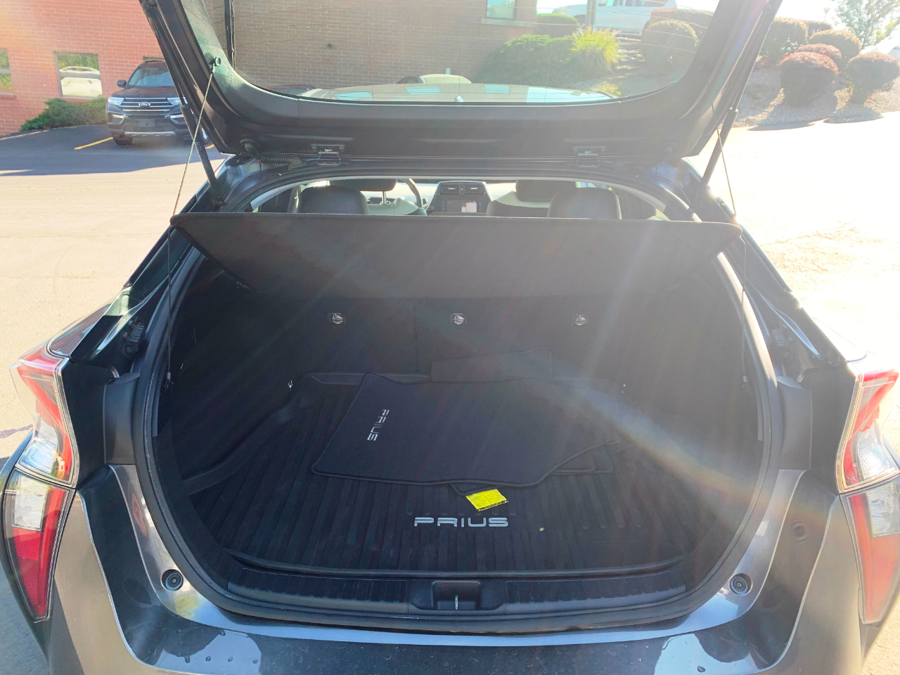 Toyota Prius Three Touring (Natl) 2018