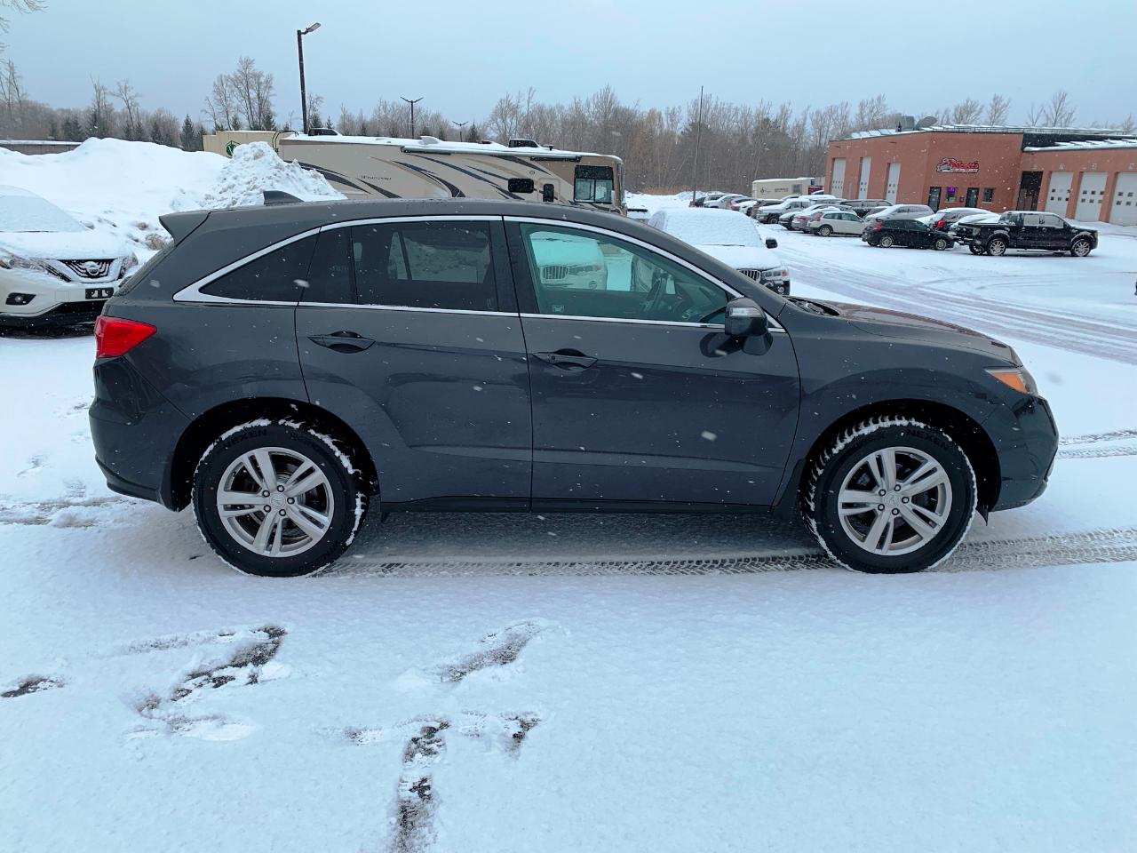 Acura RDX 6-Spd AT AWD w/ Technology Package 2013