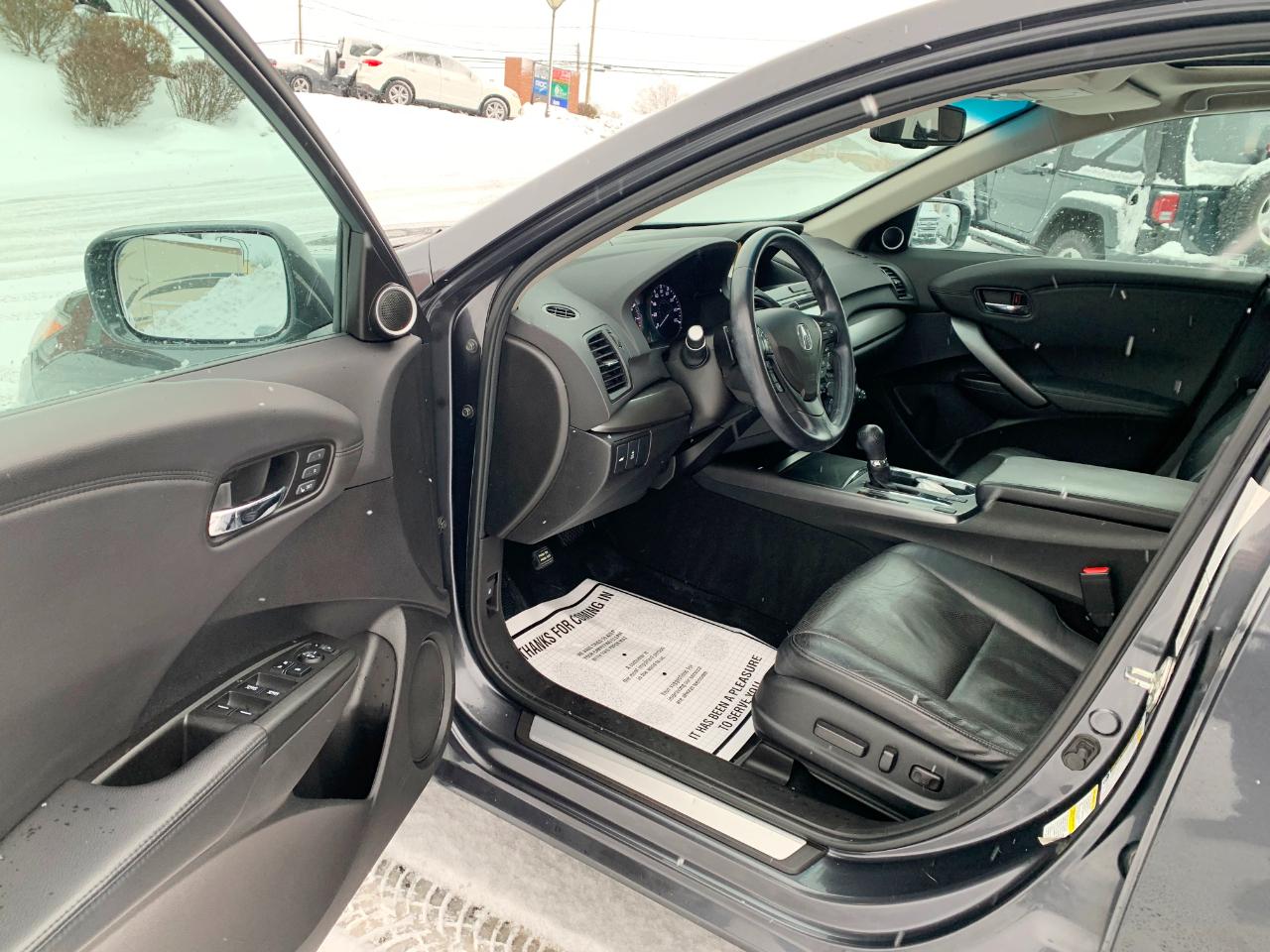 Acura RDX 6-Spd AT AWD w/ Technology Package 2013