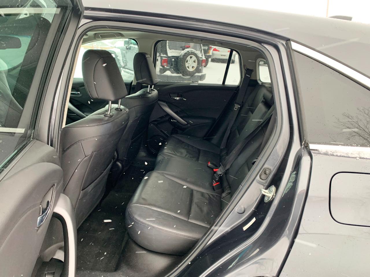 Acura RDX 6-Spd AT AWD w/ Technology Package 2013