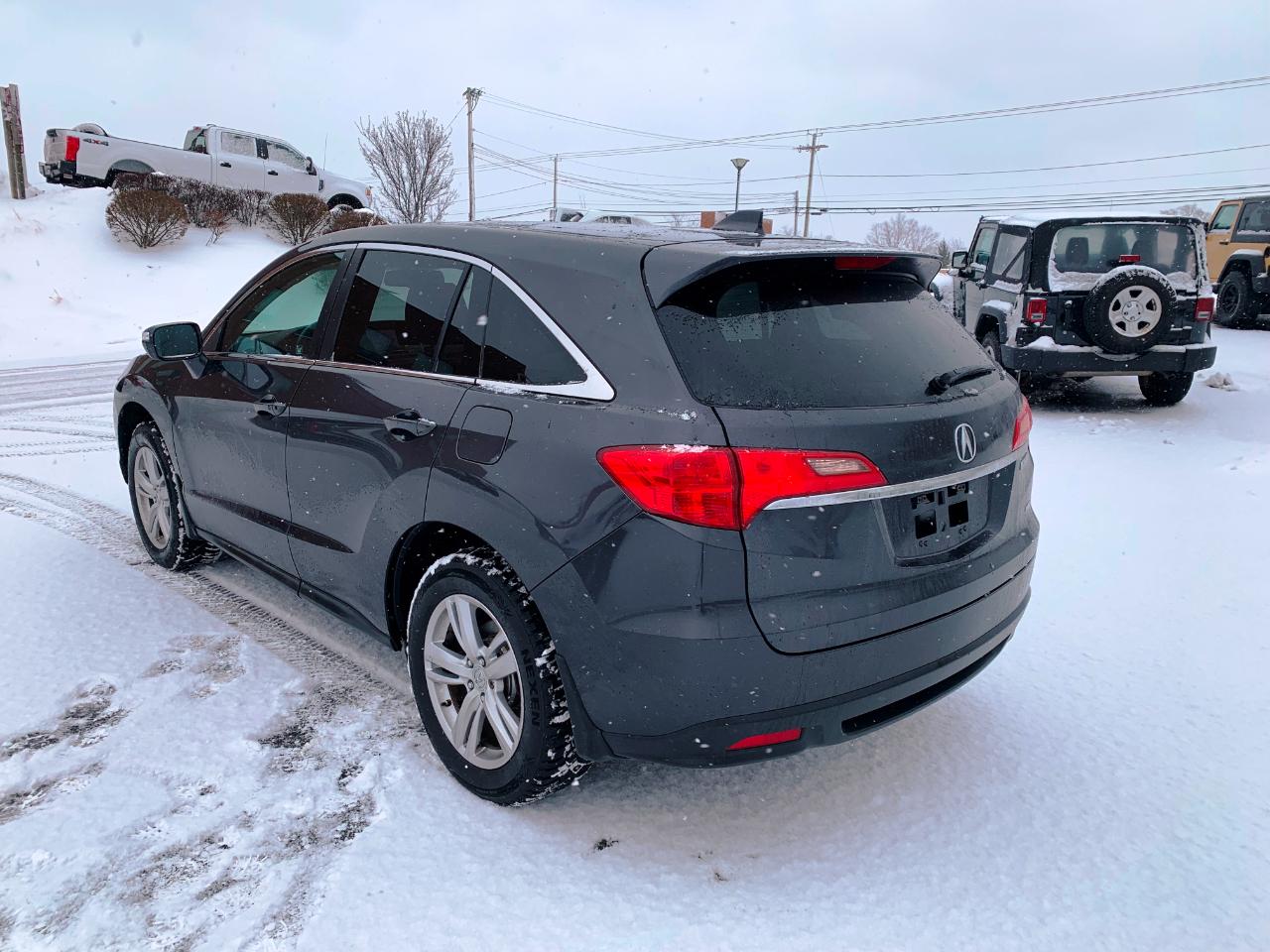 Acura RDX 6-Spd AT AWD w/ Technology Package 2013