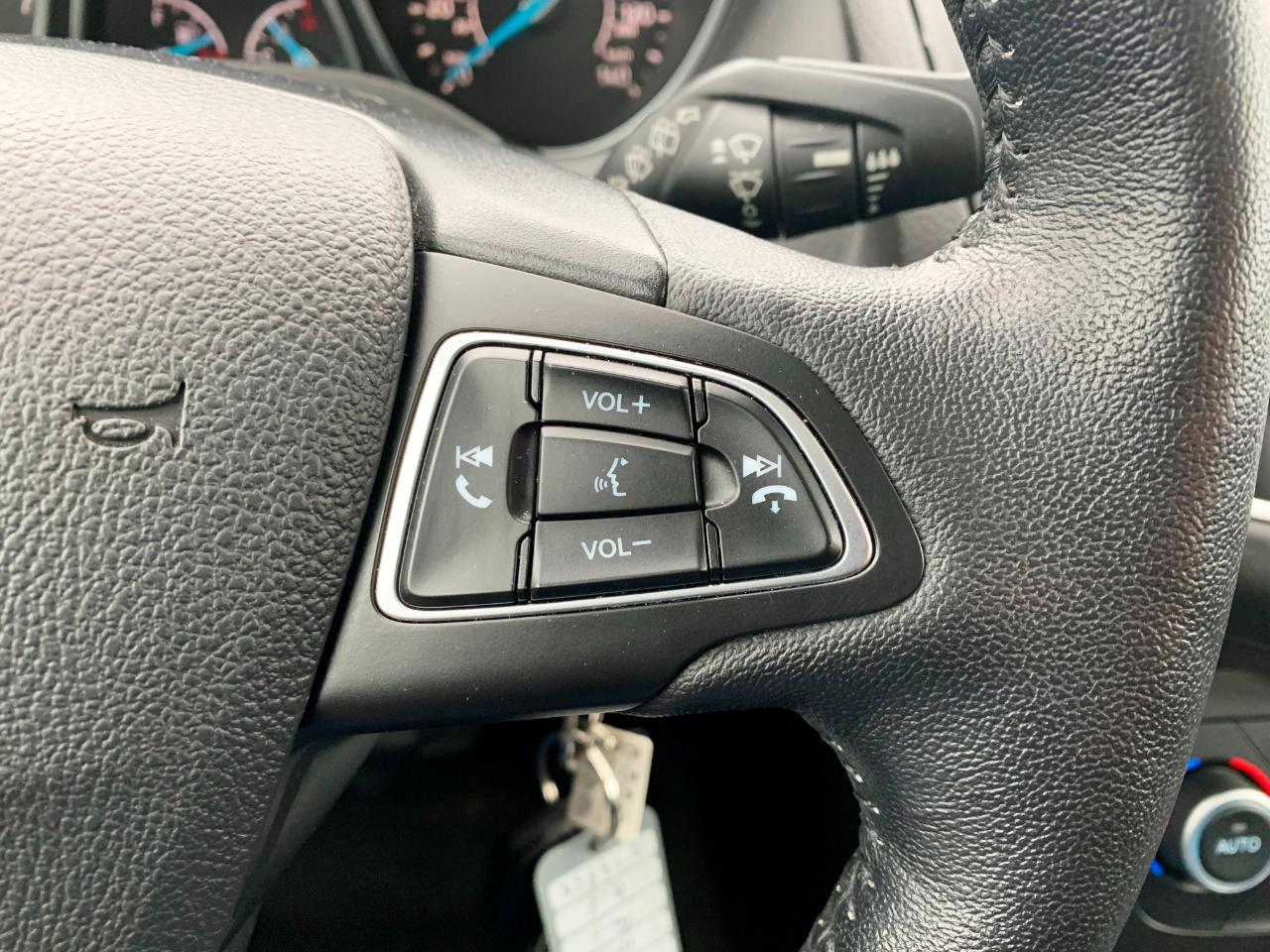 Ford Focus SEL Hatch 2018