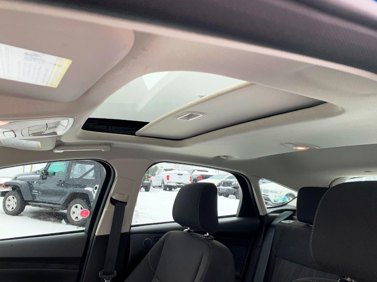 Ford Focus SEL Hatch 2018