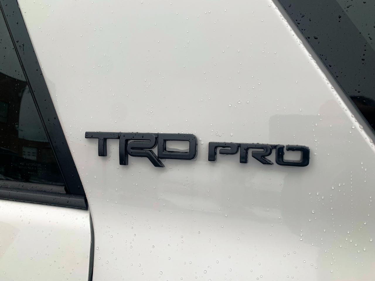 Toyota 4Runner TRD Pro 4D SUV 4WD V6 2016