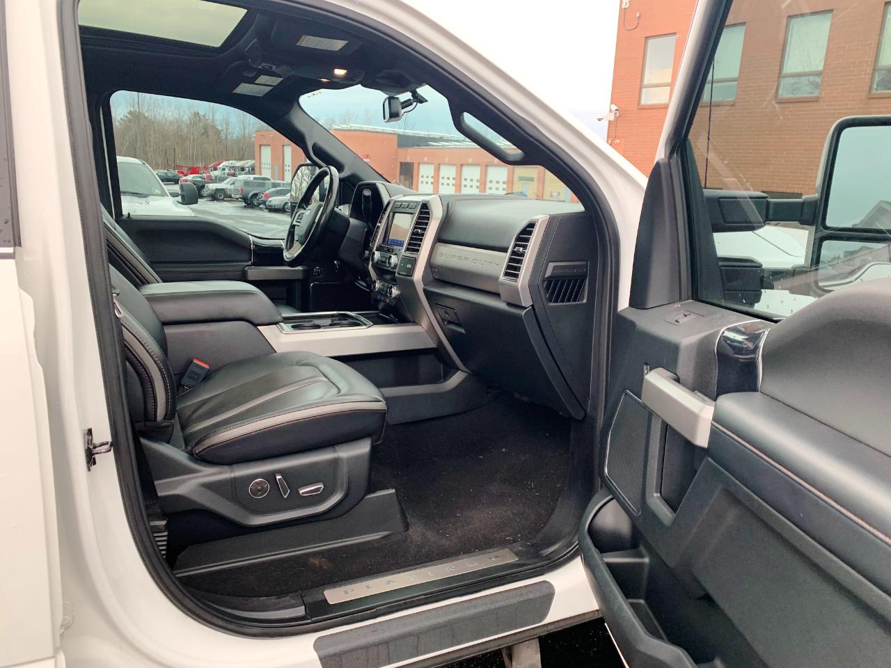 Ford F-250 SD Platinum Crew Cab 4WD 2020