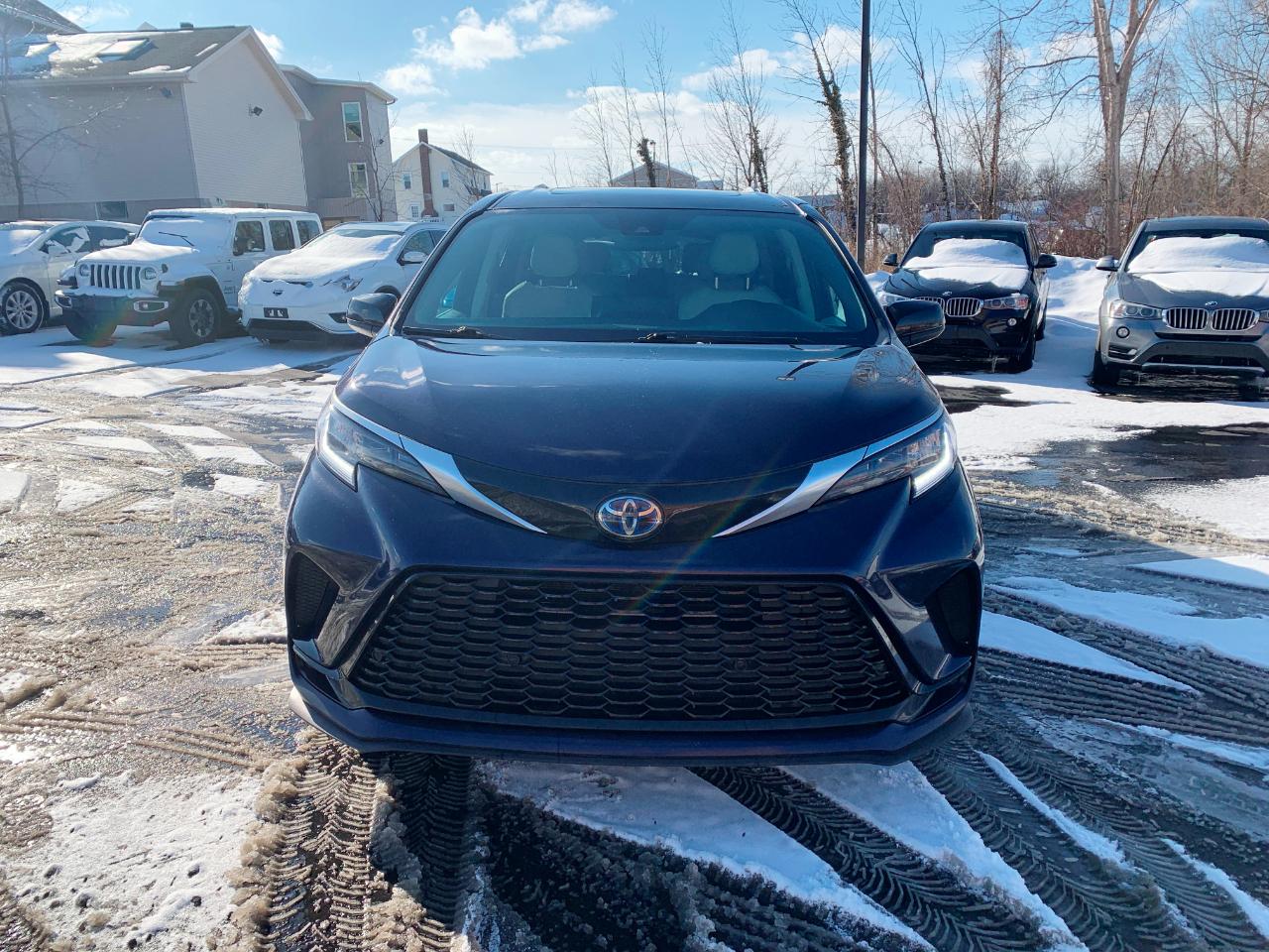 Toyota Sienna XSE 7-Passenger 2022