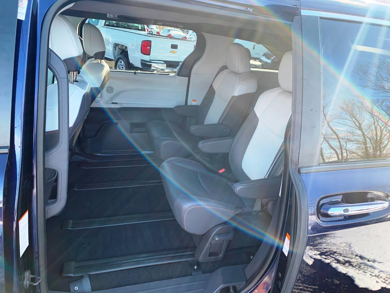 Toyota Sienna XSE 7-Passenger 2022