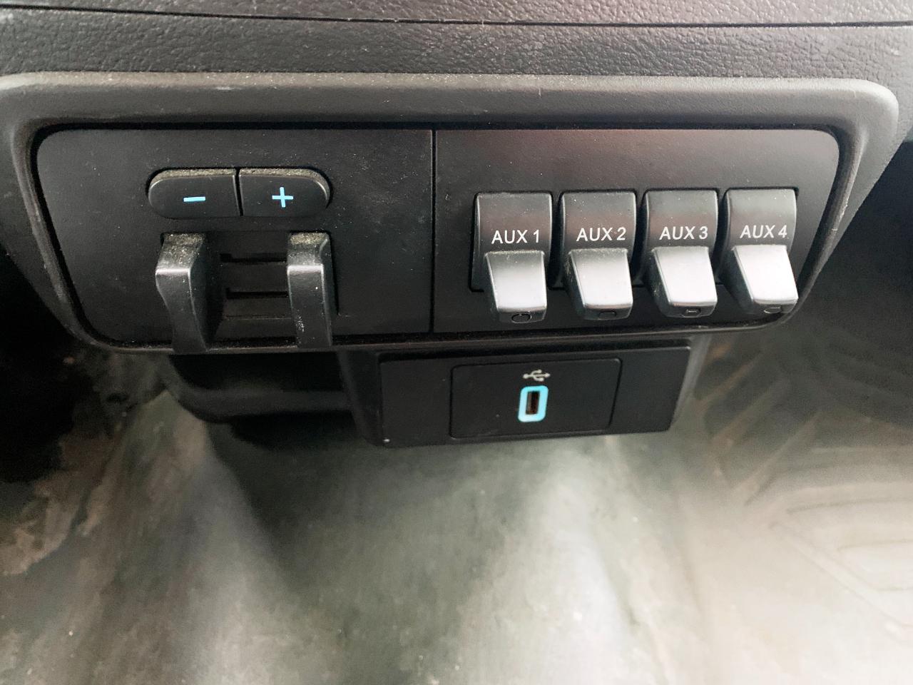 Ford Transit 350 Van HD High Roof 10360lb GVWR Pass. Slide EL 2019