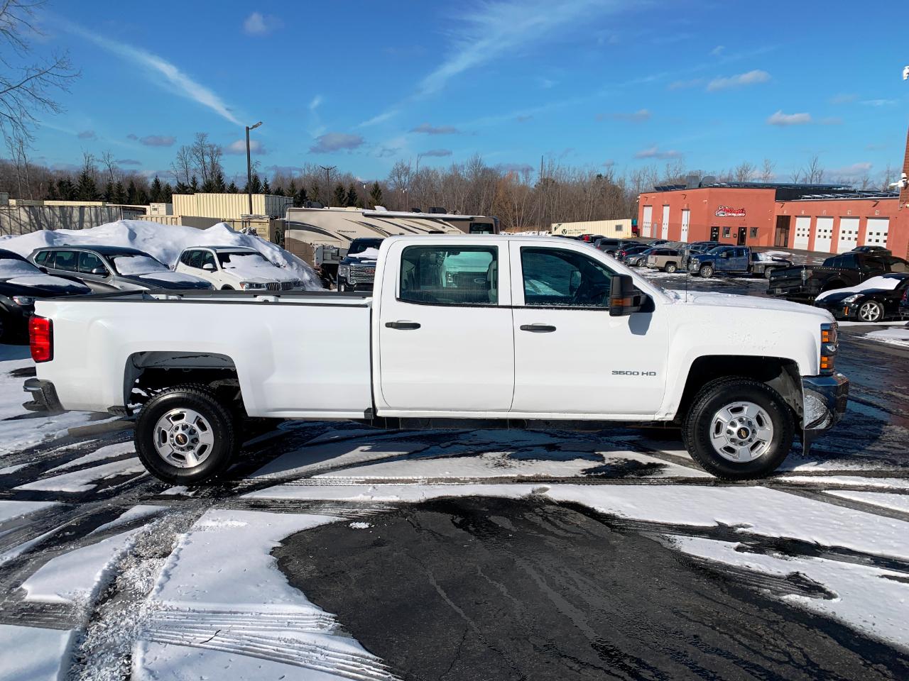 Chevrolet Silverado 3500HD Work Truck Crew Cab 4WD 2018