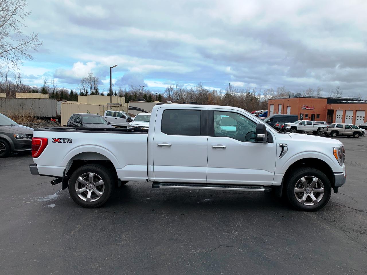 Ford F-150 XLT SuperCrew 6.5-ft. Bed 4WD 2022