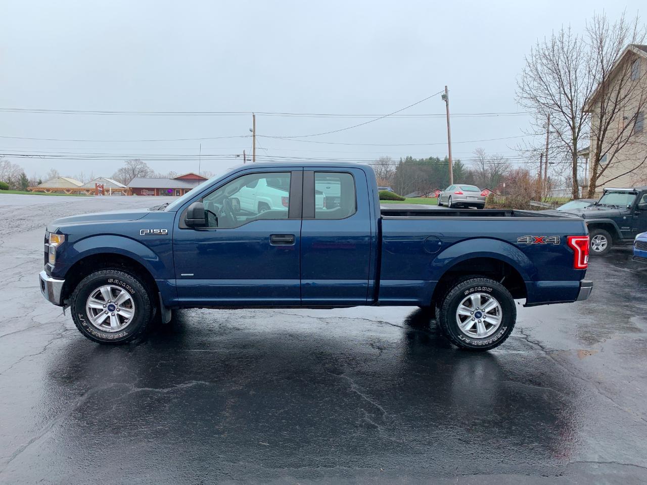 Ford F-150 XL SuperCab 6.5-ft. Bed 4WD 2015