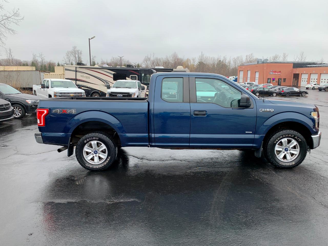 Ford F-150 XL SuperCab 6.5-ft. Bed 4WD 2015