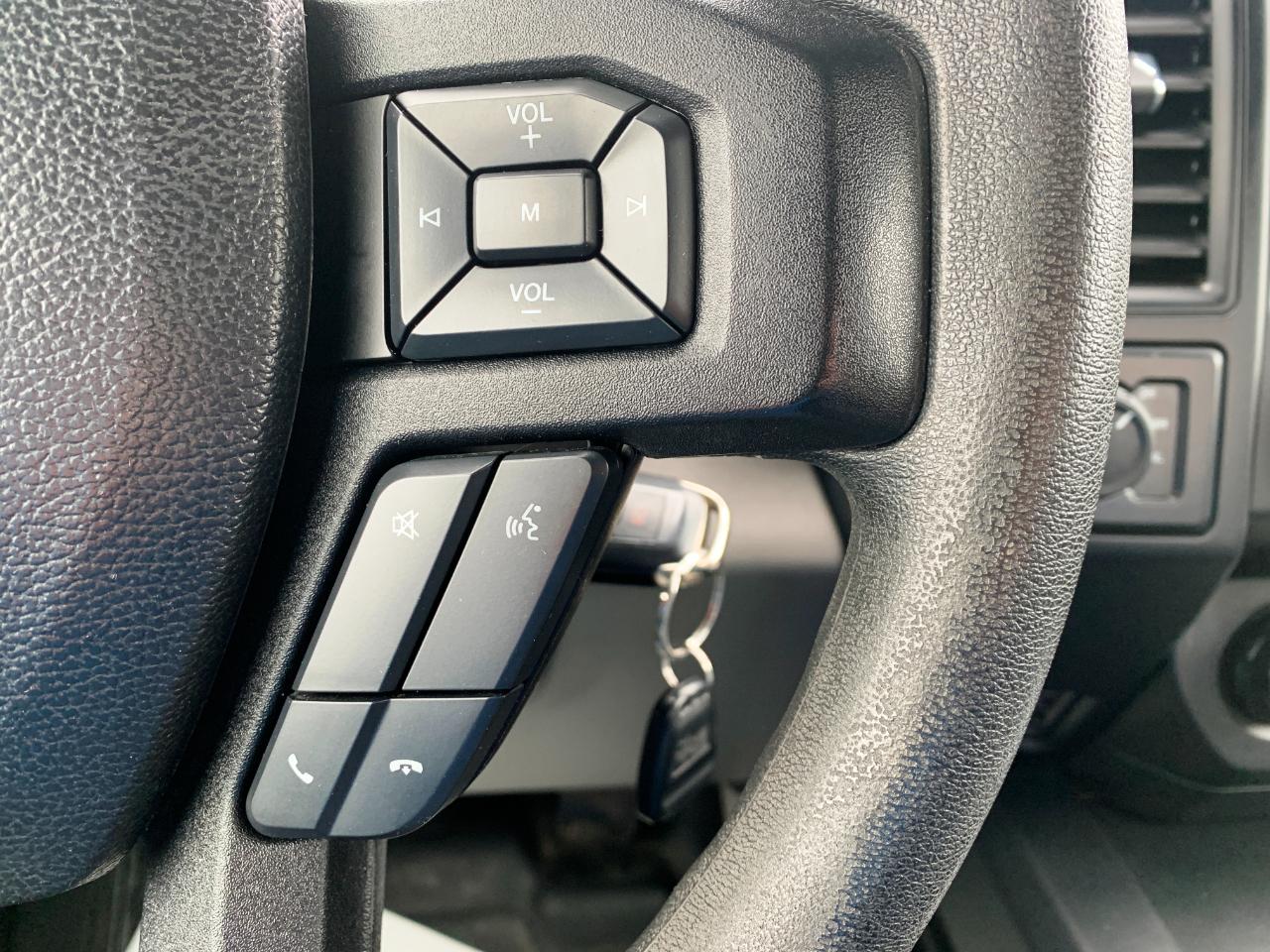 Ford F-150 XL SuperCab 6.5-ft. Bed 4WD 2015