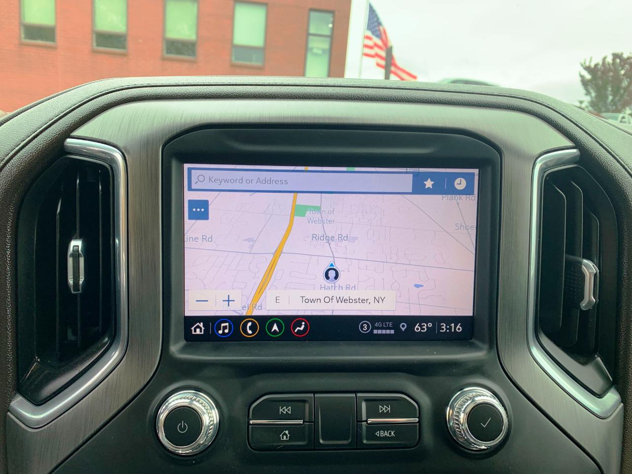 GMC Sierra 2500HD Denali Crew Cab 4WD SB 2022