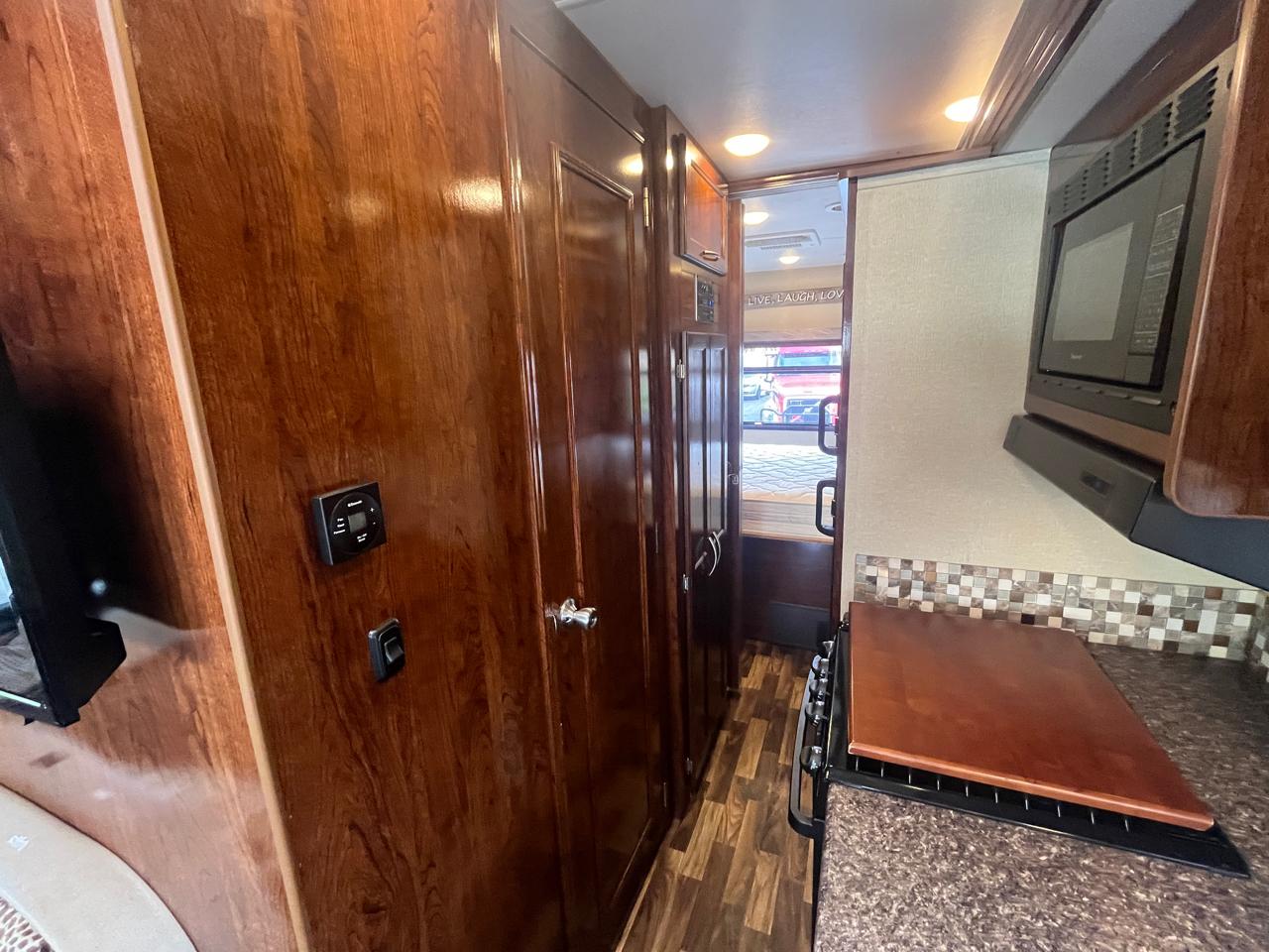 Ford F-Super Duty Motorhome  2018